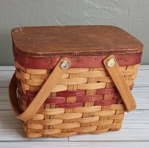 Boyd's Vintage Mini Picnic Basket Red Boyds Paw print
